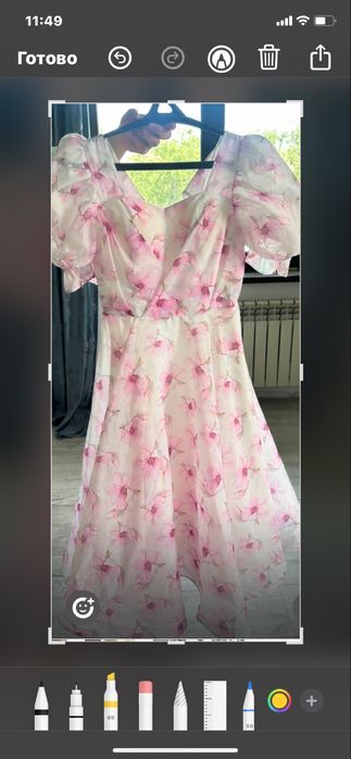 Продам нарядные платья