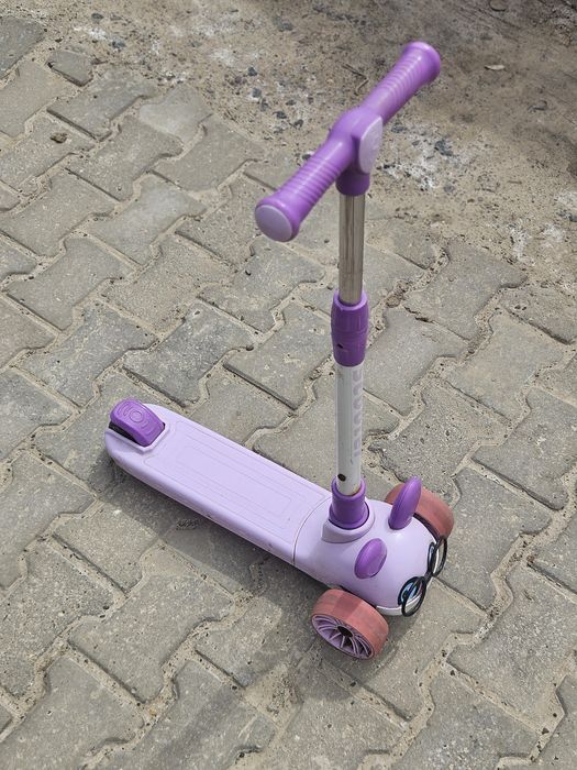 Детский самокат .