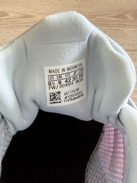 Чисто нови маратонки Adidas 42 номер - дамски