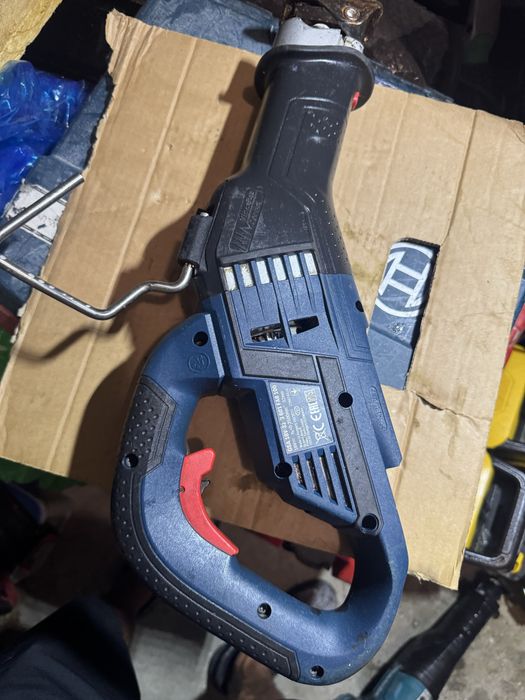 Fowrastrau sabie Bosch gsa 18-32 cu turatie reglabila