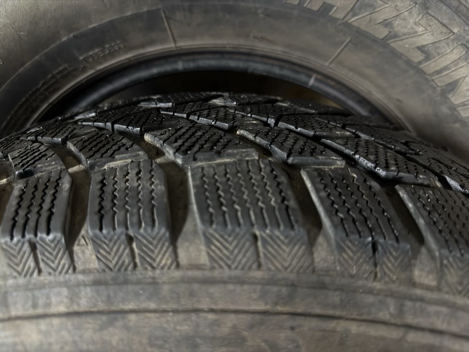 Шины зимние R 17
