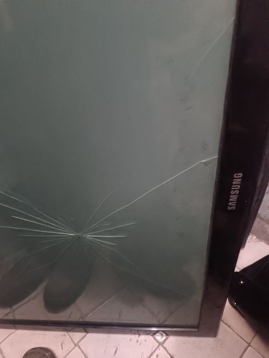 Отдам на запчасти даром