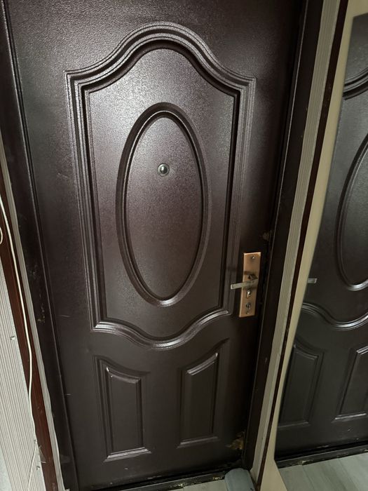 Продам Дверь входная