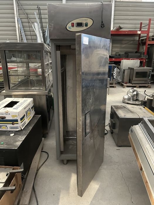 Хладилен шкаф -плюс