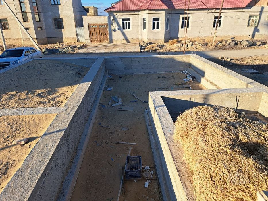 План сатлады зор жерде жайласкан