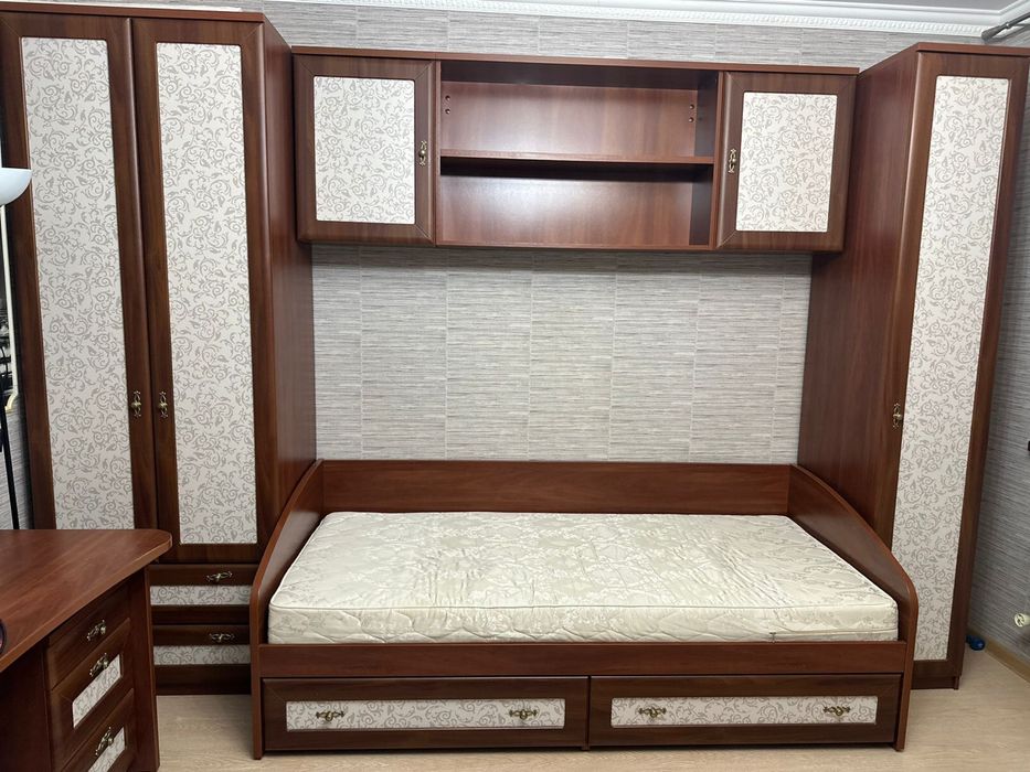 Подростковый гарнитур