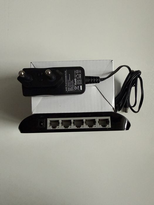 Switch TP-Link TL-SG1005D Gigabit 5 Porturi 10/100/1000 Mbps
