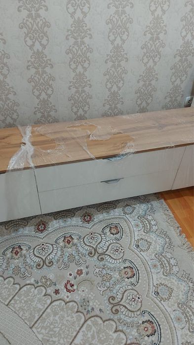 Продам тумбу под телевизор