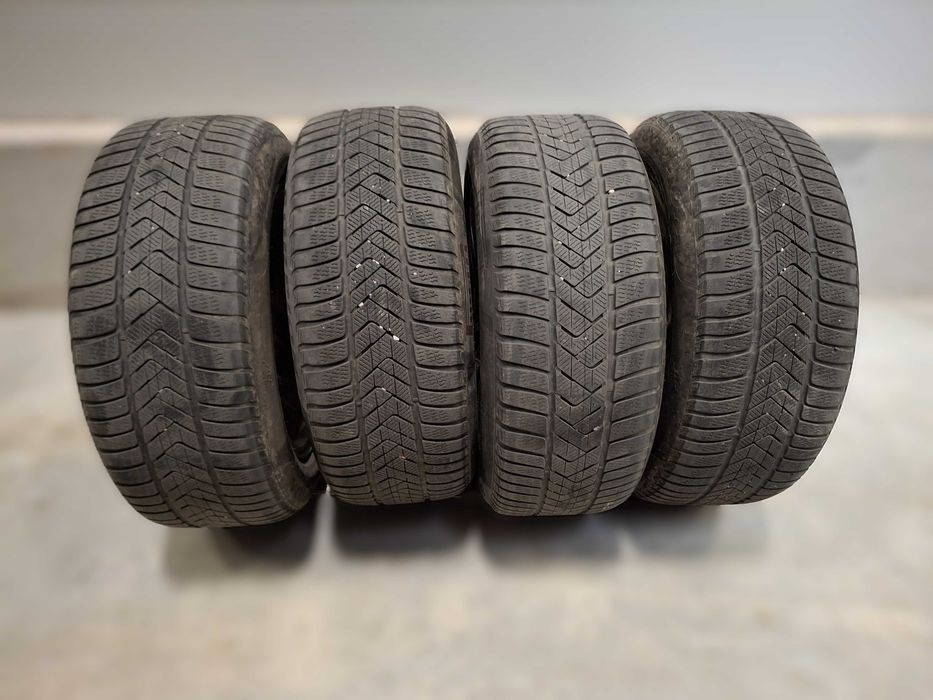 Set complet Jante + anvelope iarna BMW X5 45e, R19