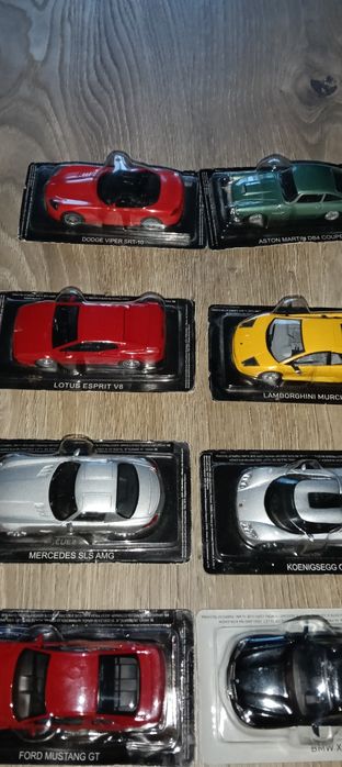 29 machete auto supercar scara 1 43