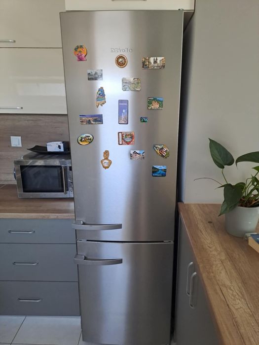 Хладилник с Фризер  Miele