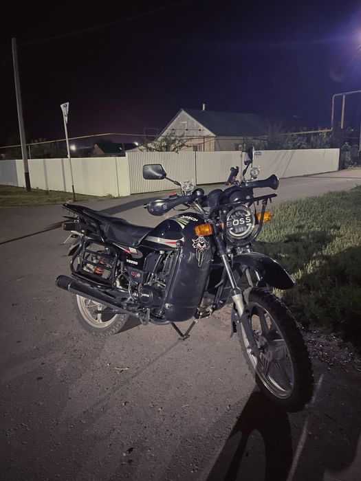 Продам срочно мотоцикл YAQI 200куб
