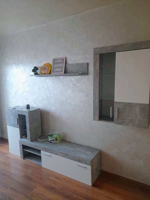 Продава се Тристаен апартамент в Перник, Център - 98 кв.м за 1354 €/кв.м - Снимка #2