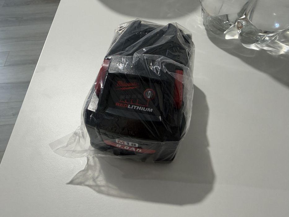 Acumulator milwaukee m18 8ah