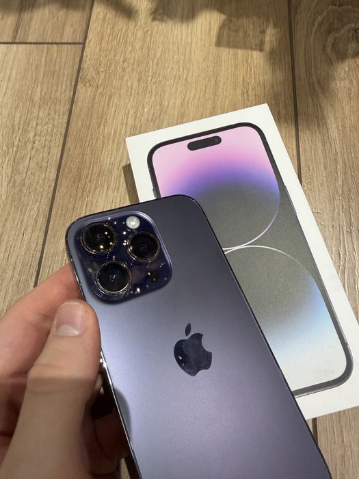Iphone 14 pro purple