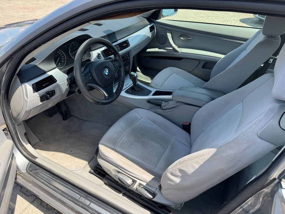 BMW E92 320i Coupe - Automat - 2008 - Xenon/Climatronic/Senzori