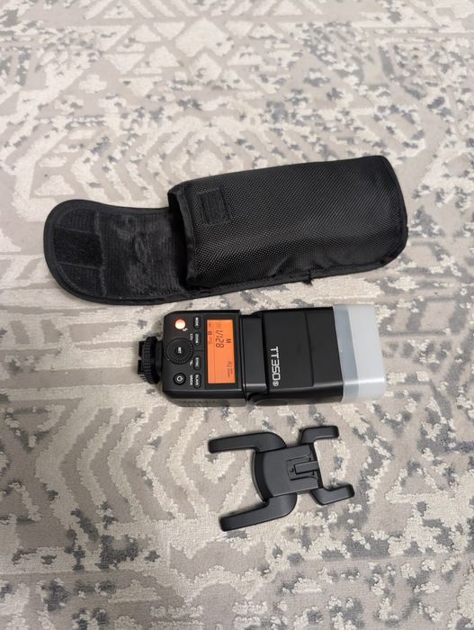 Комплект Godox ( вспышка + триггер)