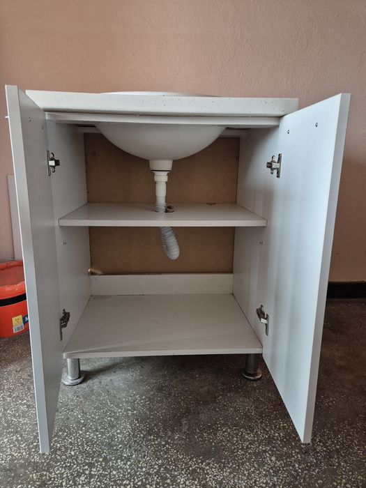 Set mobilier baie cu lavoar si dulap cu 2 usi