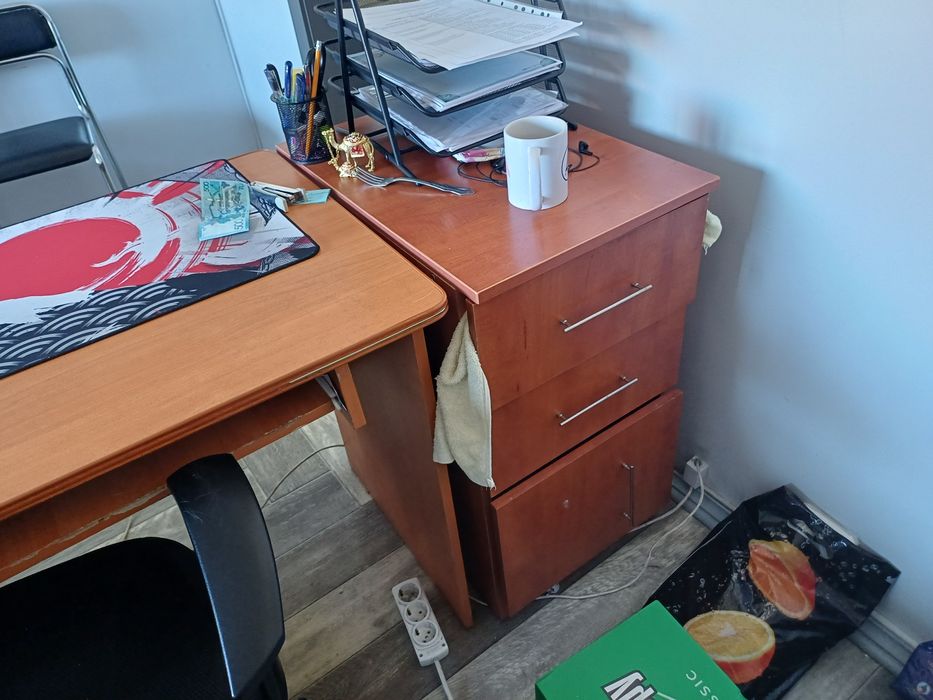 Продаётся БУ Тумбы