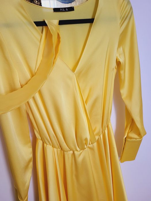 Rochie elegantă din mătase