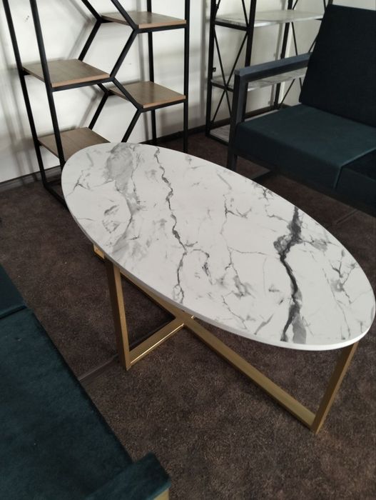 Jurnalniy stol loft stilida