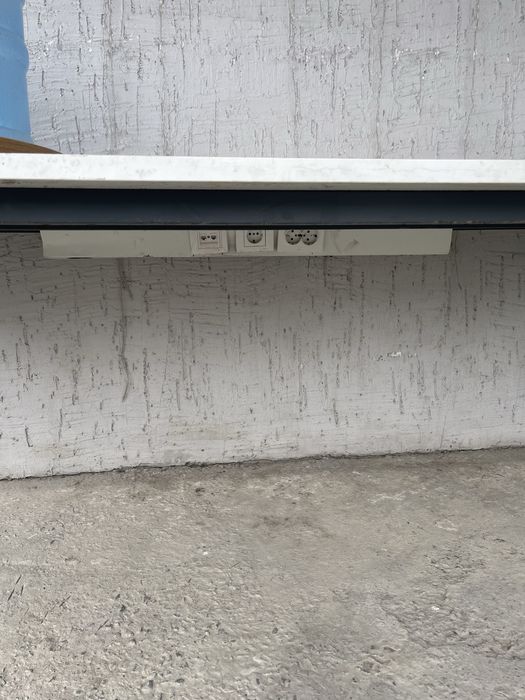 Продам Стол для офиса