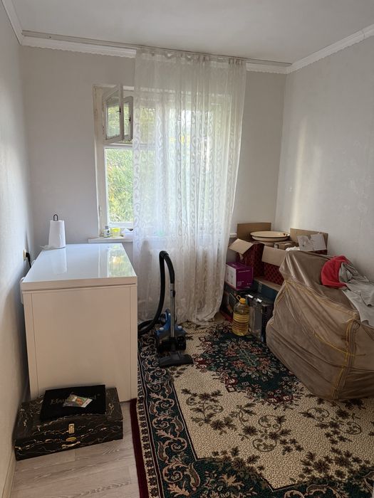 Продаю 4-х ком квартиру