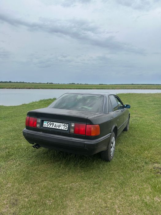 Продам Audi 100с4 2.6
