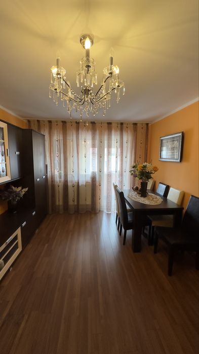 Apartament 2 camere decomandat, zona Orizont