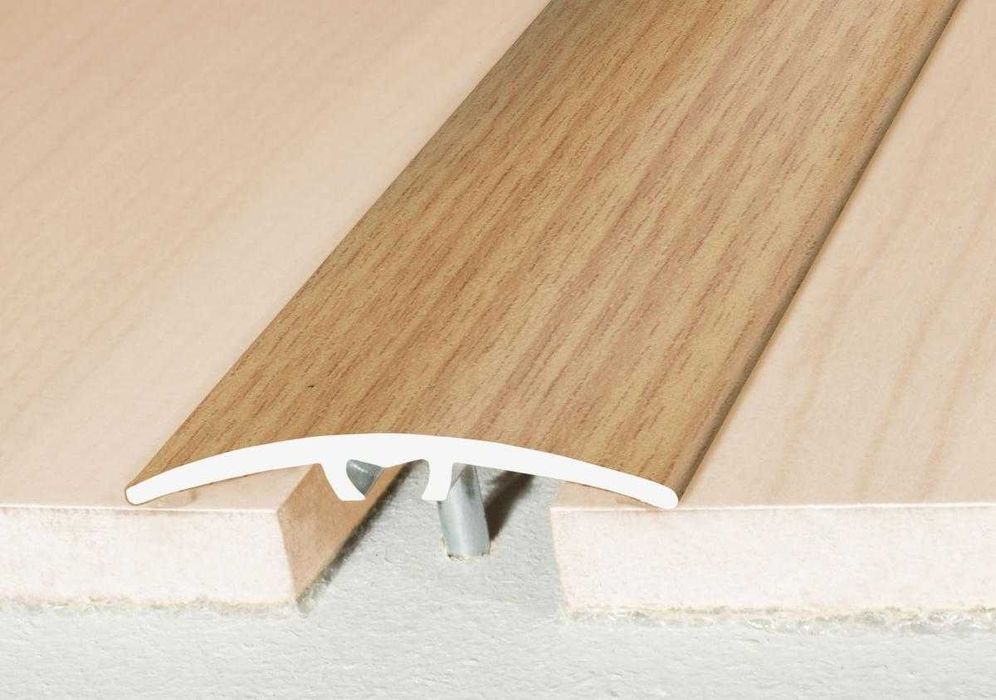 Ъглови и преходни  профили и лайсни  Impresor /вариации