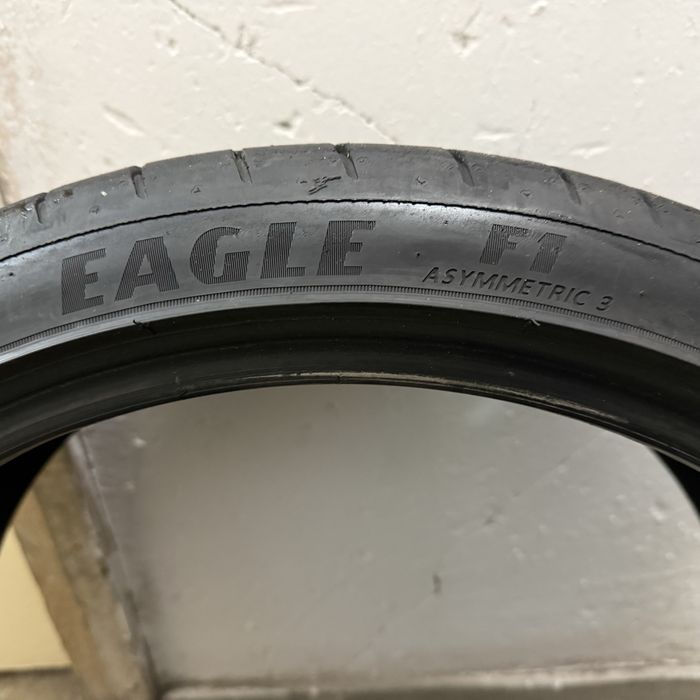 235/45 R 20 Goodyer