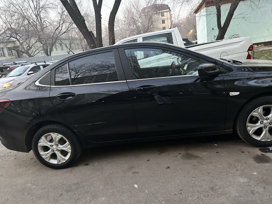 Продам машину в хорошем состояний