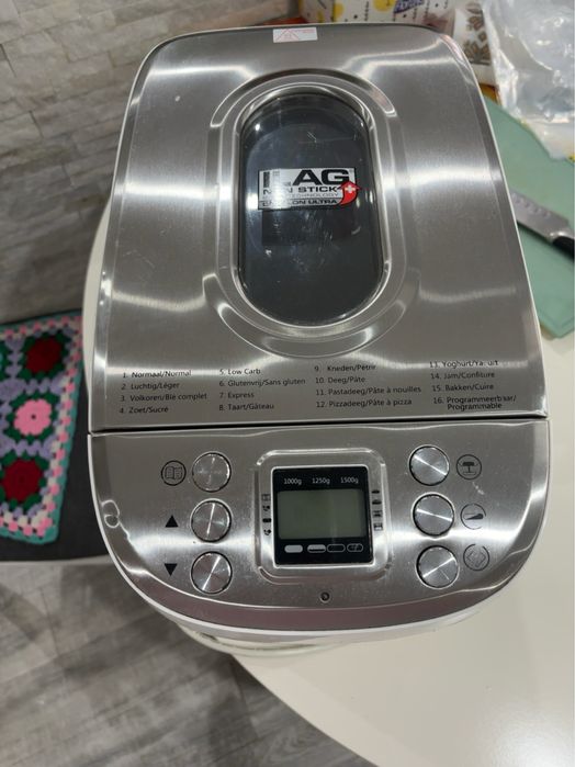 Mașină de făcut pâine SilverCrest SBB 850 E1 – stare foarte bună