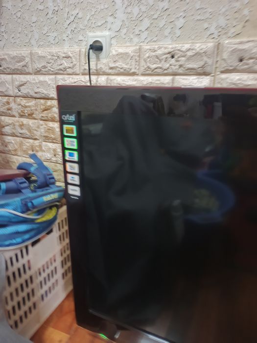 Продам телевизор ARTEL