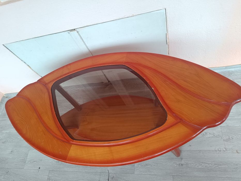 Măsuță din lemn masiv