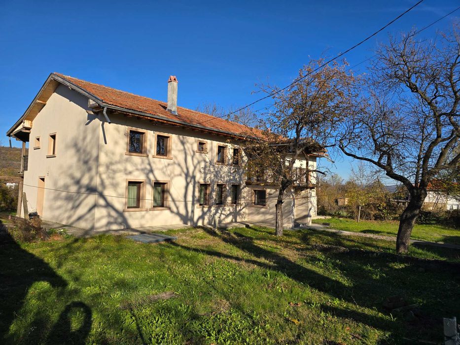 Продава се Къща в с. Церова кория, Област Велико Търново - 250 кв.м за 1400 €/кв.м - Снимка #17