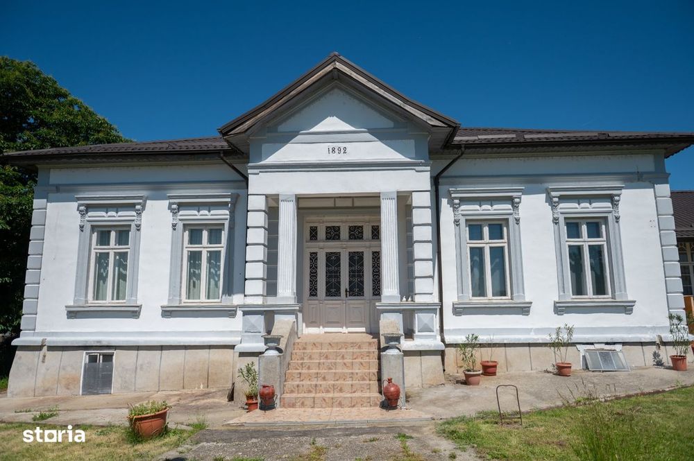 Cramă Premium De Vânzare -60 Ha- Conac Istoric- Podgoria Drăgășani