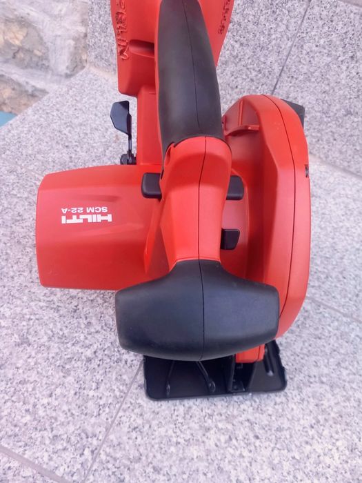 Hilti SCM 22-A Циркуляр за метал