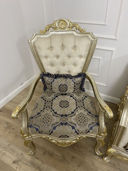 Гостийный мебель