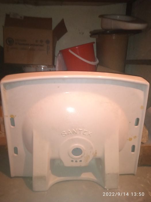 Раковина новая 60*50