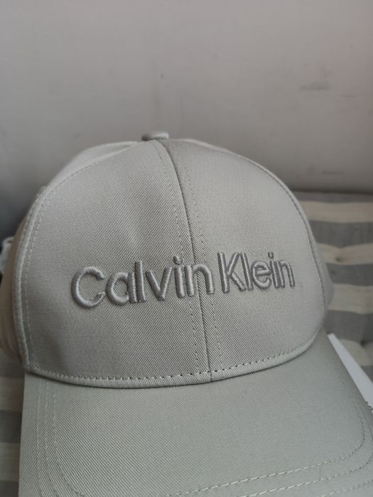 Calvin Klein șapcă unisex cu logo brodat culoare gri noua originala