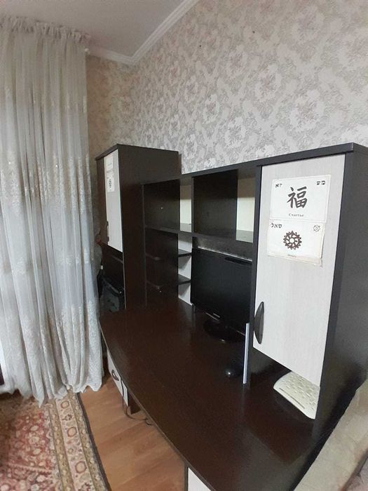 Продам компьютерный стол