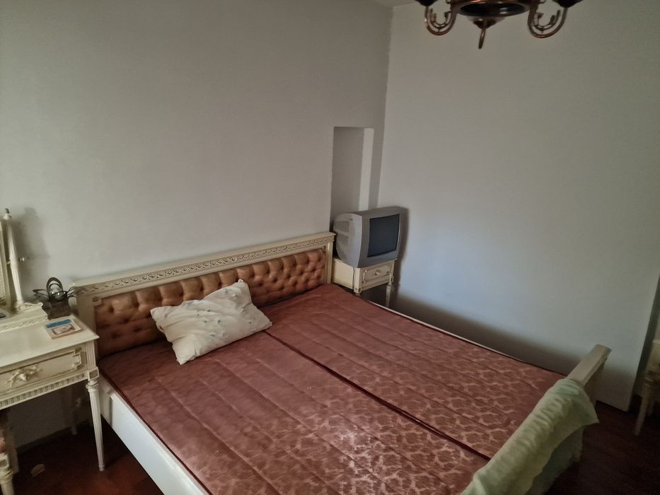 Vand casa in comuna Ghidigeni