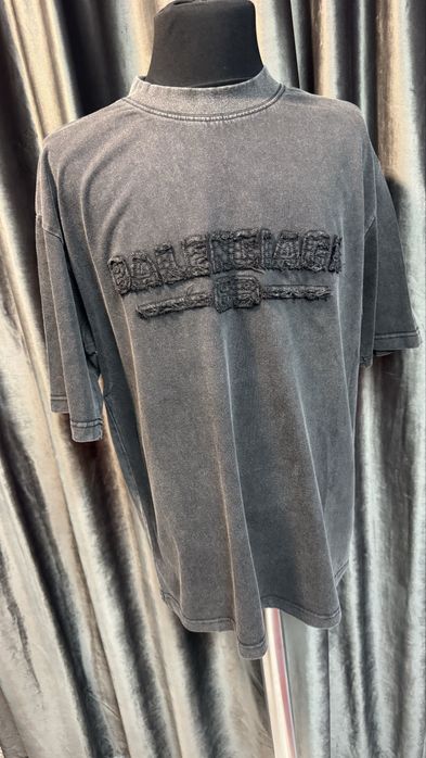 Tricou Balenciaga