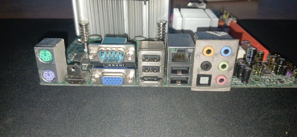 Placa de baza Socket 775 + Procesor Intel Pentium Dual-Core E5200 2.50Ghz