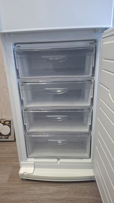 Продаётся Холодильник