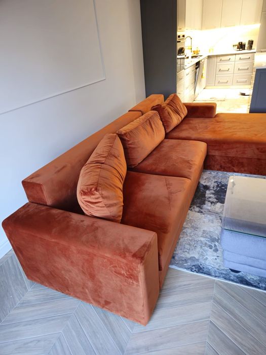 Vand canapea coltar extensibil 320cm pe 260 cm