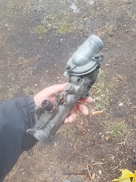 Термостат Мерседес мотор м111