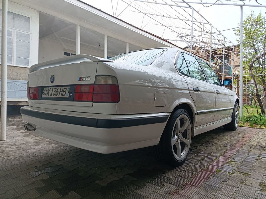 BMW E34. ///M5 Sotiladi