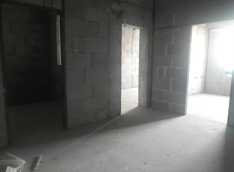 Срочно новастройка 79 кв. 3 ком.